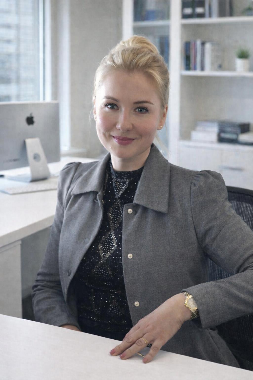 Vera Grigoryeva - Russian Lawer In Spain